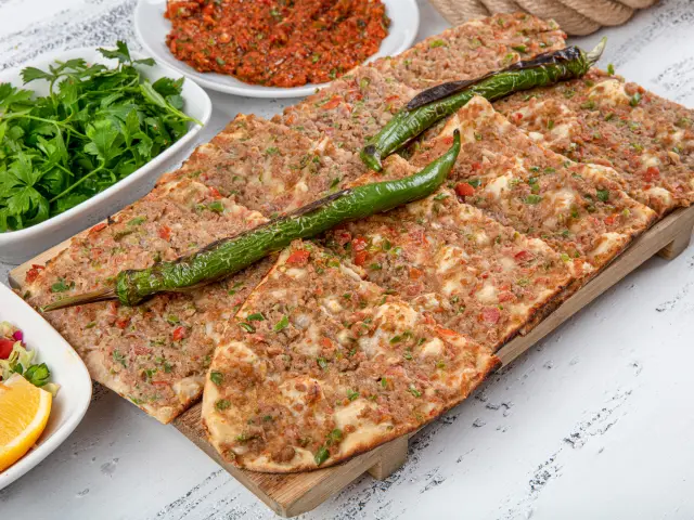 Uğur Etli Ekmek & Izgara & Lahmacun