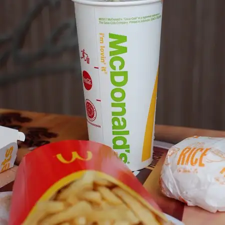 Gambar Makanan McDonald's - Hayam Wuruk 2