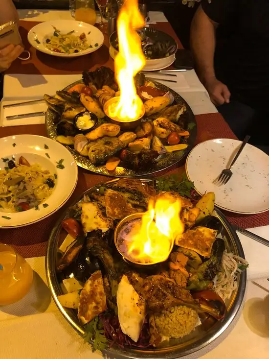 Middle East Cafe Restaurant'nin yemek ve ambiyans fotoğrafları 21