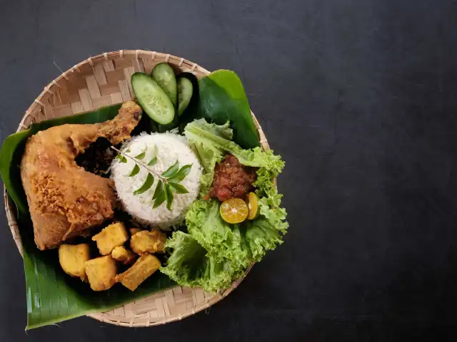 Ayam Penyet Crispy (Taman Koperasi Polis Fasa ii)