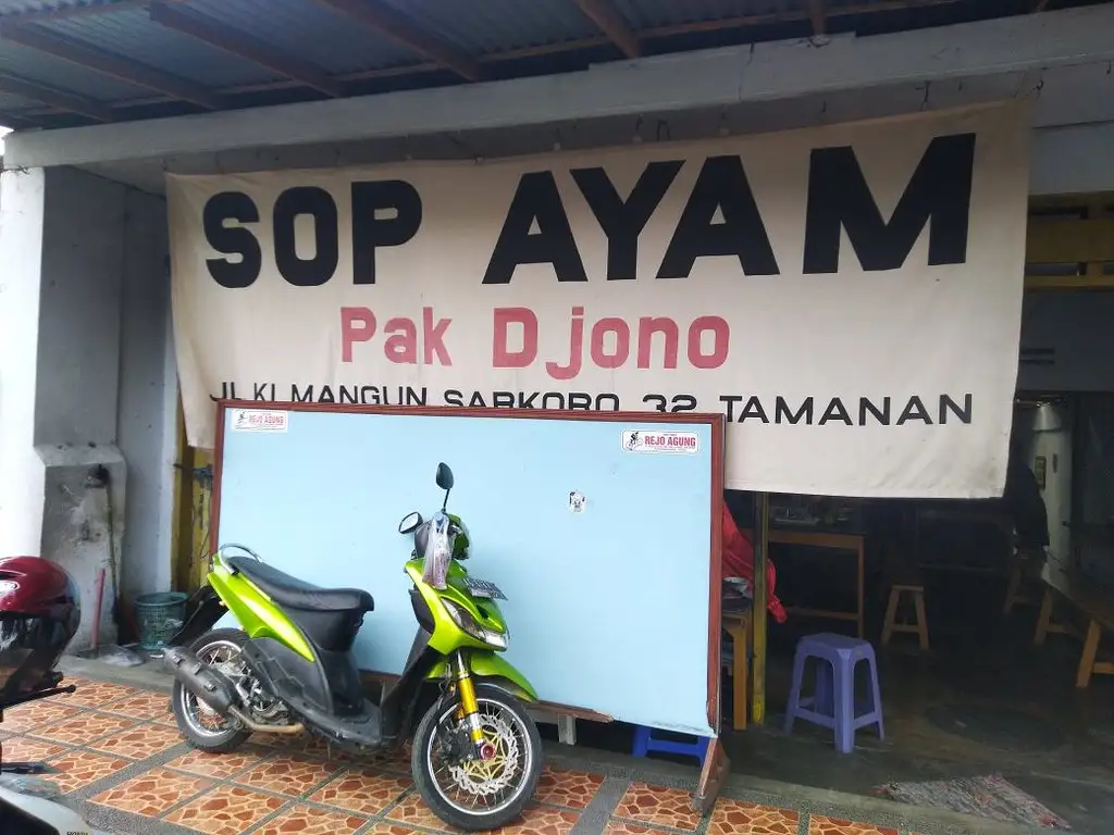 Sop Ayam Pak Djono