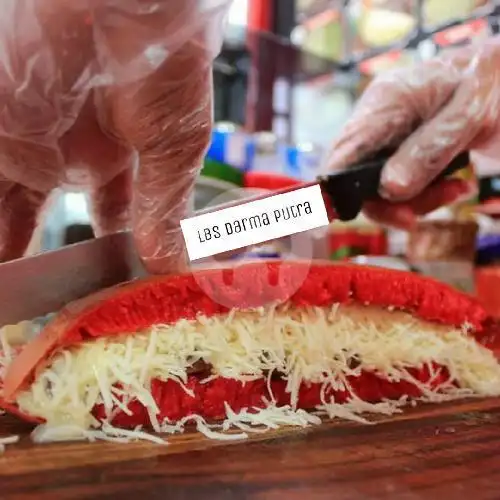 Gambar Makanan Martabak LBS, Darma Putra Komplek Kostrad 17