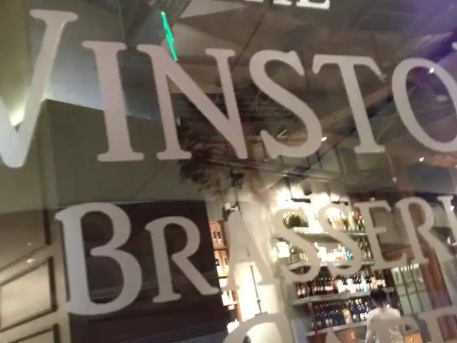 The Winston Brasserie'nin yemek ve ambiyans fotoğrafları 3