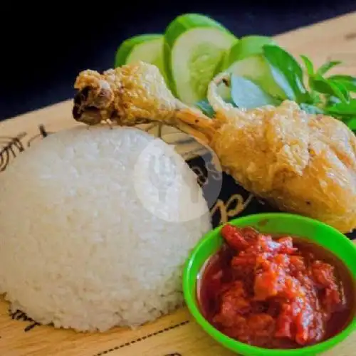 Gambar Makanan Ayam Geprek ''Nabil'', Jl. Aw Syahranie Gg.45 Blok C 16