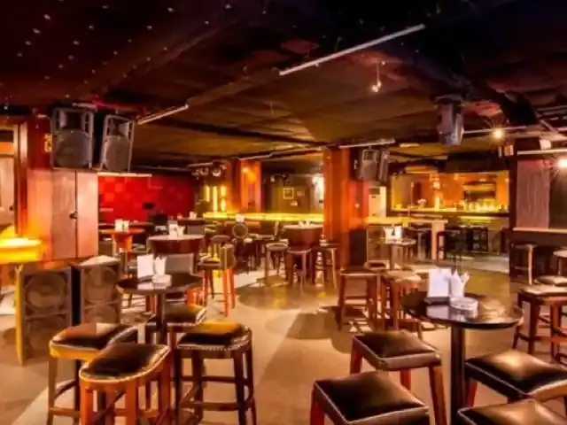 Gambar Makanan JK7 Bar & Club - Park Regis Arion 4