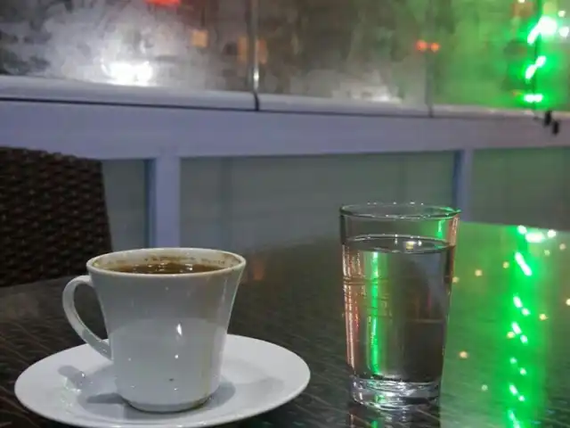 Fi Yaka Havuzbaşı Cafe'nin yemek ve ambiyans fotoğrafları 18