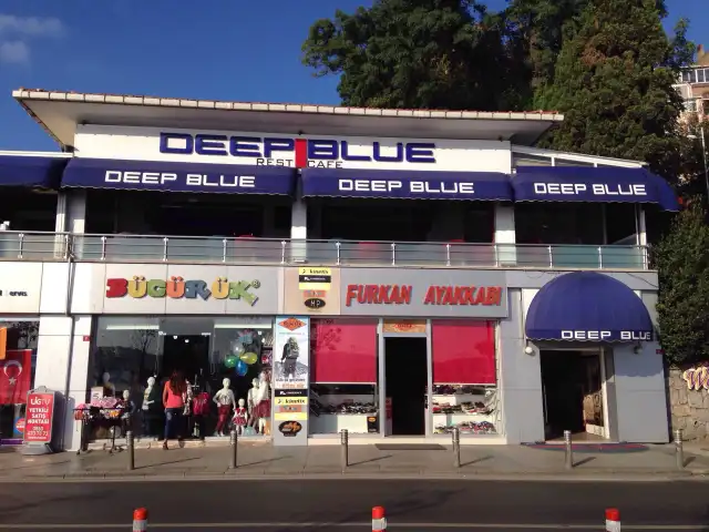 Deep Blue Cafe & Restaurant'nin yemek ve ambiyans fotoğrafları 5