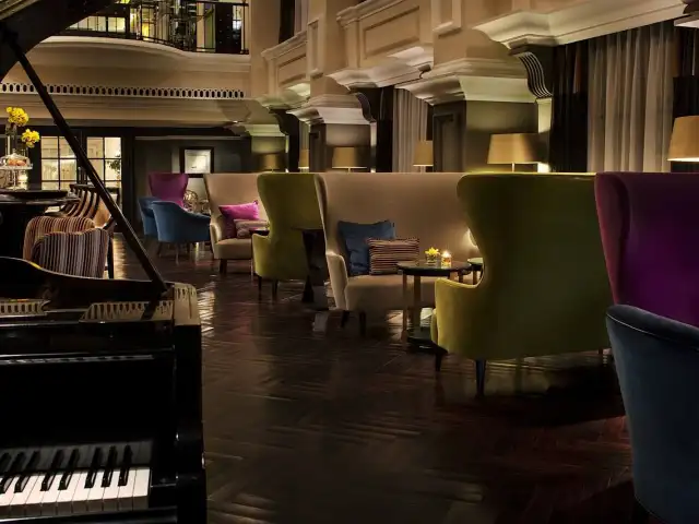 Gambar Makanan The Bar and Lounge - Hotel Gran Mahakam 4
