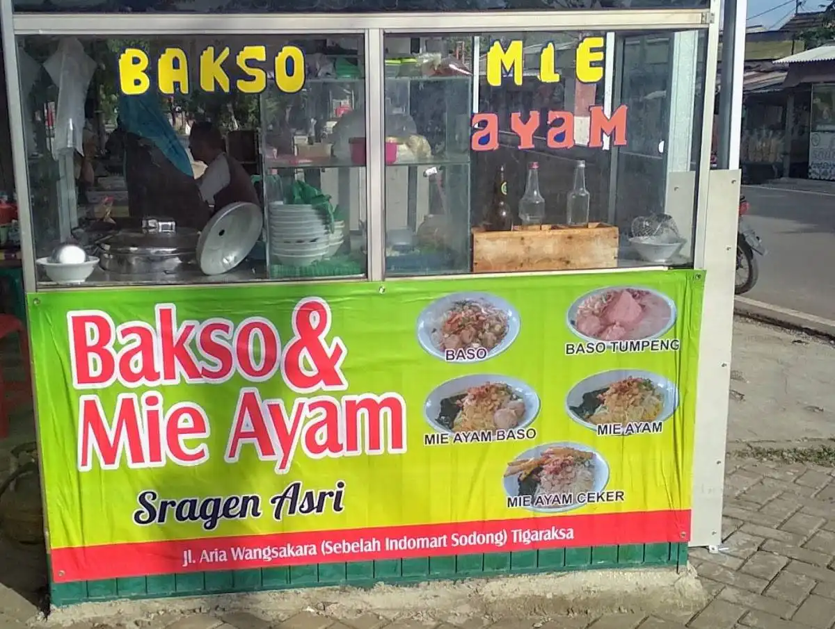 BAKSO DAN MIE AYAM SRAGEN ASRI