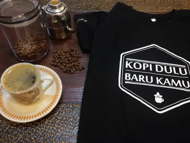 Gambar Makanan Tri Tangtu Kopi 12