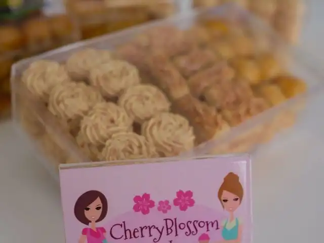 Gambar Makanan Cherry Blossom Cake 4