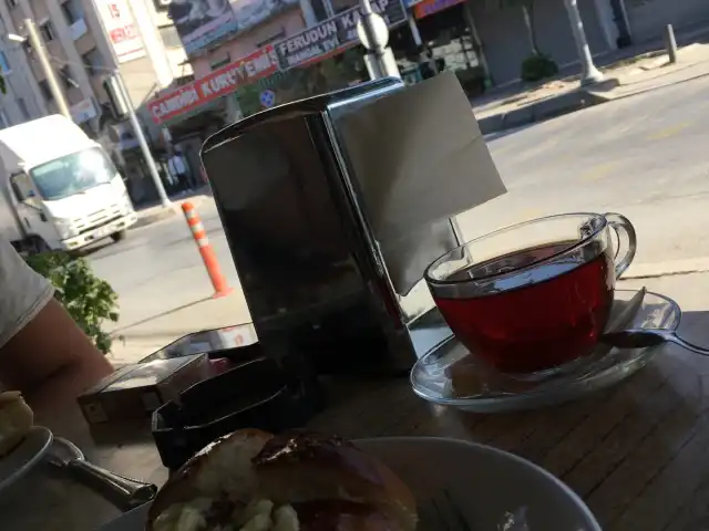 Arı Unlu Mamülleri Cafe'nin yemek ve ambiyans fotoğrafları 4