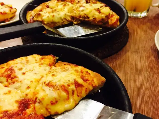 Pizza Hut Food Photo 14