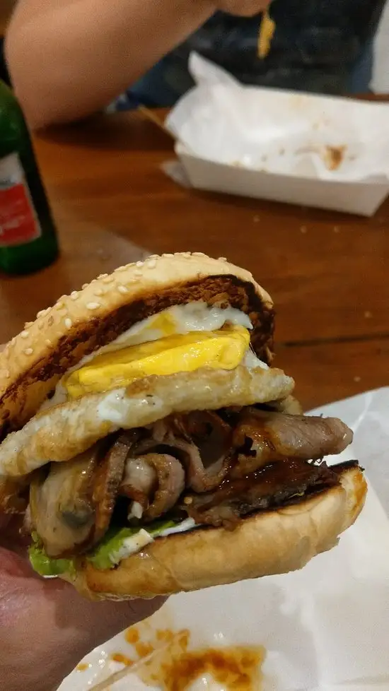 Gambar Makanan BurgerBurger by Chef Rallo 7