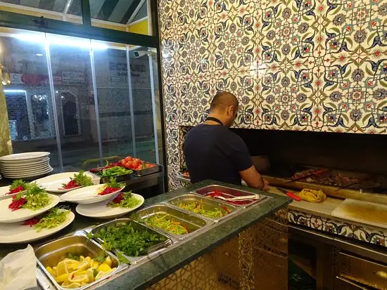 Urfalim Kebap ve Lahmacun'nin yemek ve ambiyans fotoğrafları 2