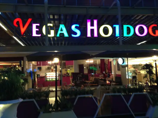 Gambar Makanan Vegas Hotdogs 2