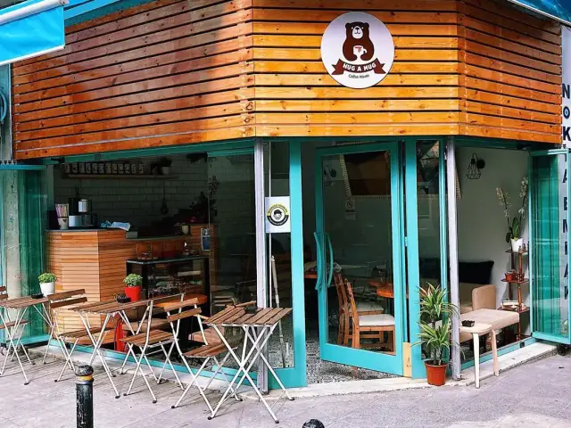 Hug A Mug Coffee Shop'nin yemek ve ambiyans fotoğrafları 1