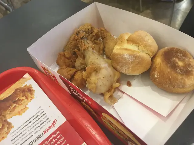 Arden Fried Chicken'nin yemek ve ambiyans fotoğrafları 7