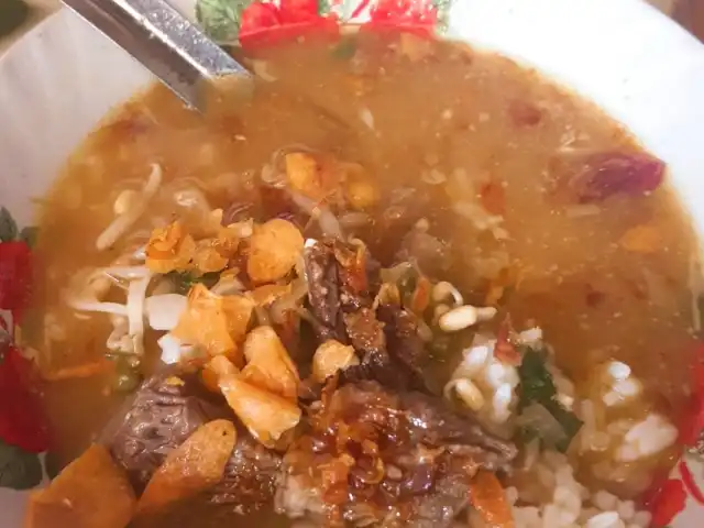 Gambar Makanan Soto Ayam dan Kerbau "Bu Jatmi" 12