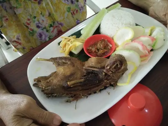 Gambar Makanan Bebek Goreng Yogi 8