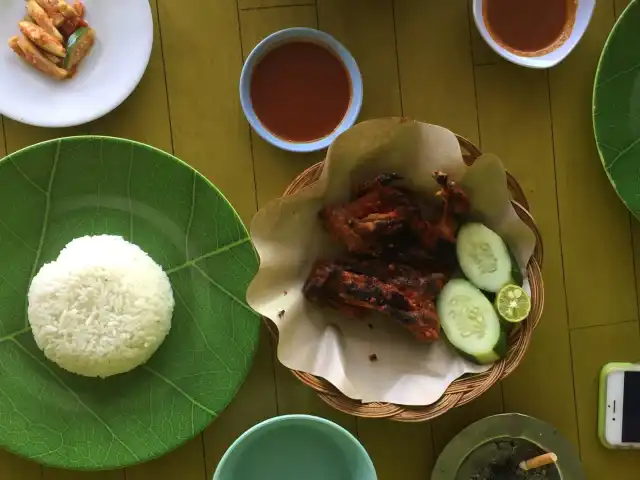 Gambar Makanan RM. Khas Ayam Rarang 3