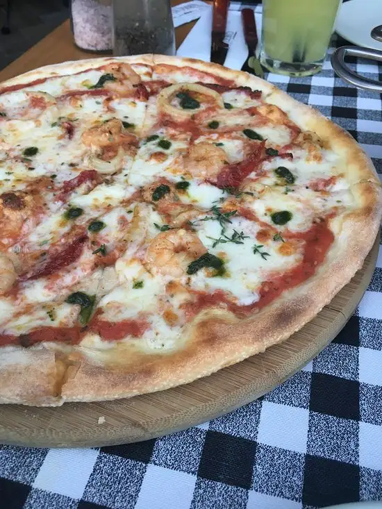 Double Zero Pizzeria'nin yemek ve ambiyans fotoğrafları 4