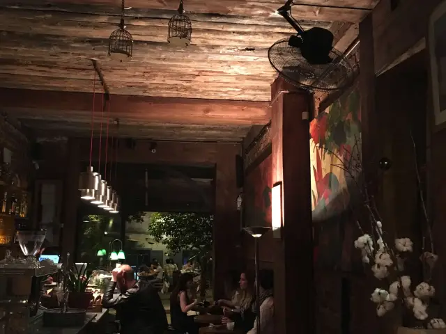 Geyik Coffee Roastery & Cocktail Bar'nin yemek ve ambiyans fotoğrafları 48
