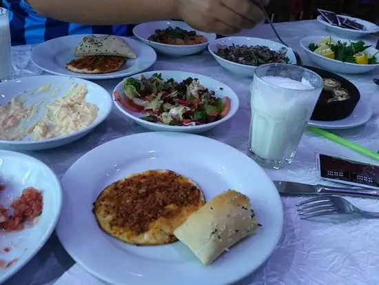 Beyzade Restaurant'nin yemek ve ambiyans fotoğrafları 12