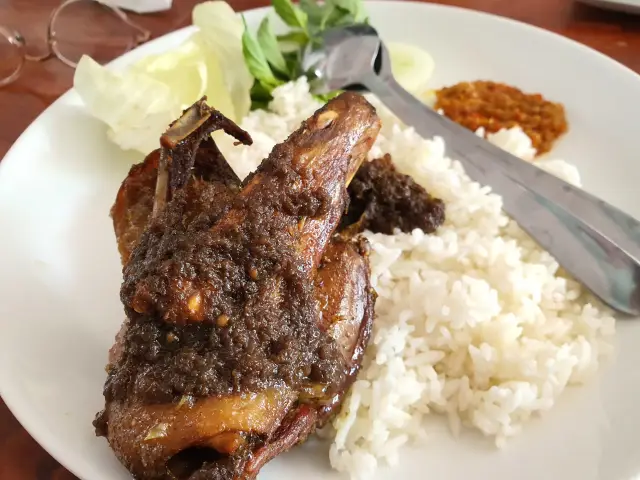 Gambar Makanan Bebek Rempah Asli Madura Rabek 2