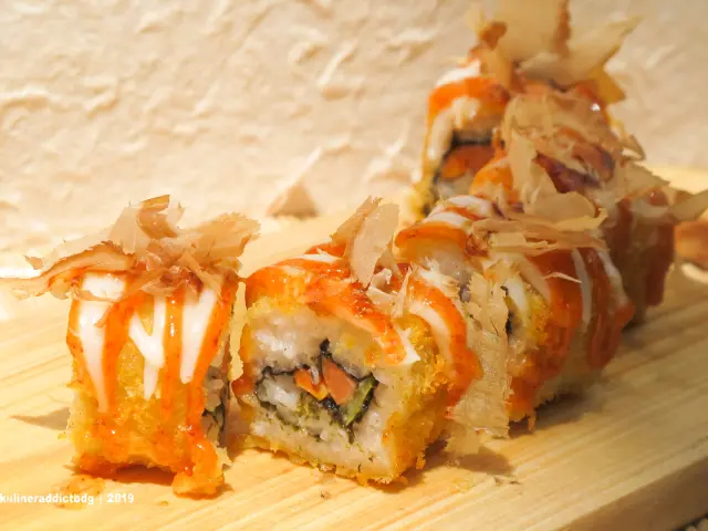 Gambar Makanan Sushi Rain 9