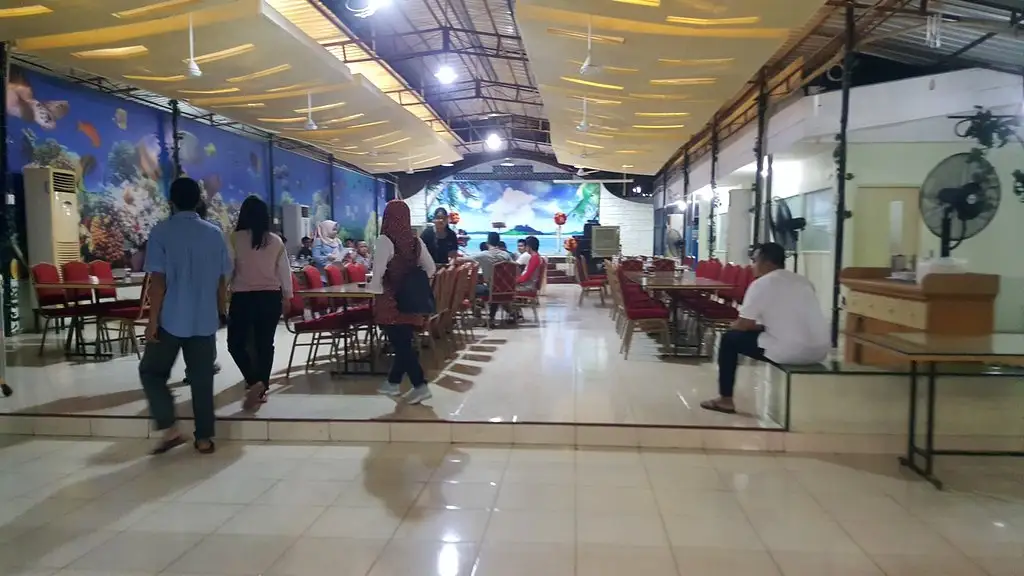 Istana Laut Seafood Restaurant