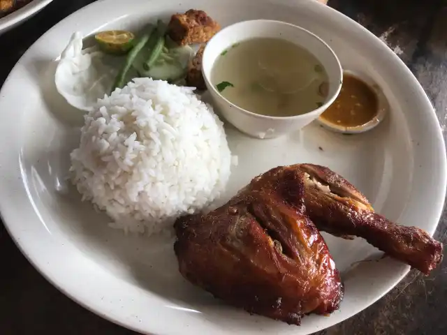 Nasi Ayam Penyek Tiga Abdul Katering Food Photo 6