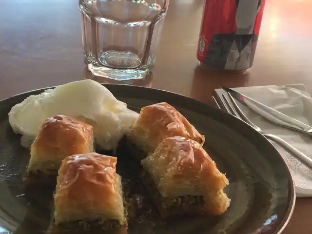 Saraylı Tatlıcızadem Bağlıca'nin yemek ve ambiyans fotoğrafları 16