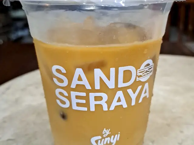 Sando Seraya by Sunyi