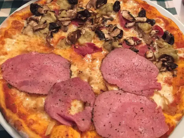 Pizzeria Pidos'nin yemek ve ambiyans fotoğrafları 69