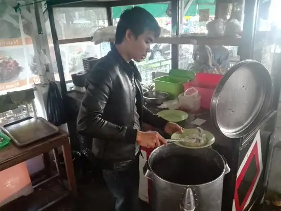 Gambar Makanan Bubur Ayam Mang Haji Oyo Tea 9