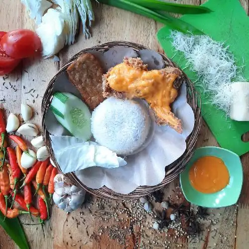 Gambar Makanan Ayam Geprek Ngintil 8