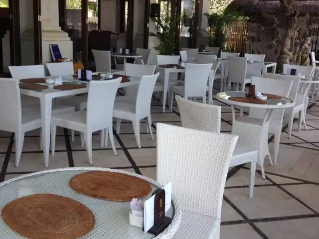 Gambar Makanan Sunset Restaurant - Hotel Puri Raja 7