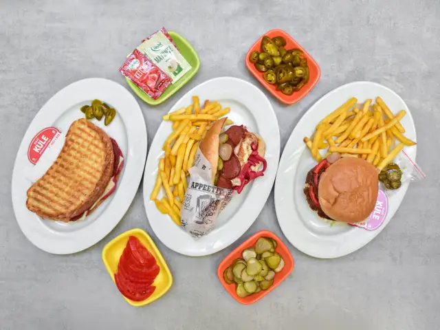 Maxi Kule Sandwich & Fast Food'nin yemek ve ambiyans fotoğrafları 1