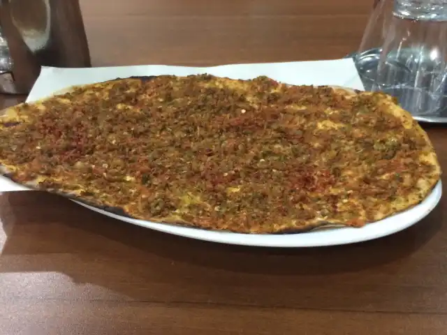 Kardelen Döner Ve Kebap Salonu'nin yemek ve ambiyans fotoğrafları 4