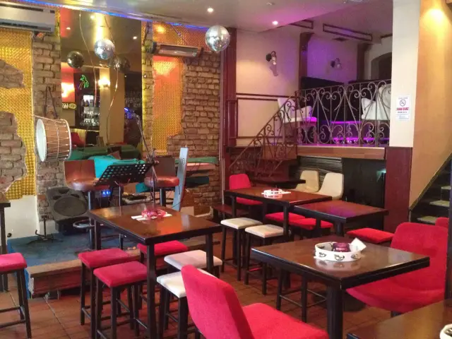 Çerağ Cafe & Bar'nin yemek ve ambiyans fotoğrafları 4