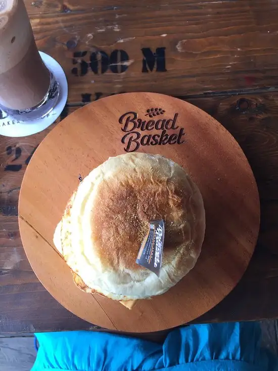 Gambar Makanan Bread Basket 4