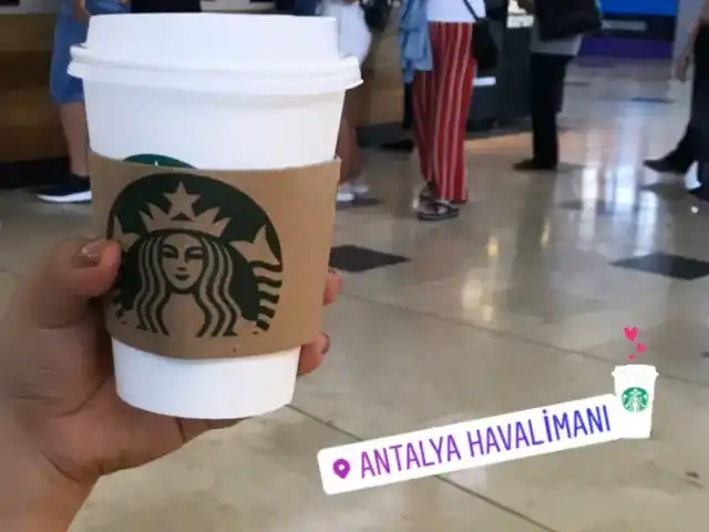 Antalya Havalimanı Starbucks