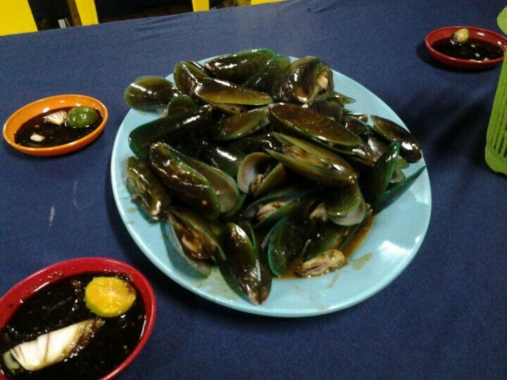 Medan Ikan Bakar Alai, Dinner, Melaka | YummyAdvisor