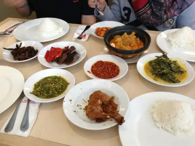 Sari Ratu Authentic Nasi Padang Food Photo 9