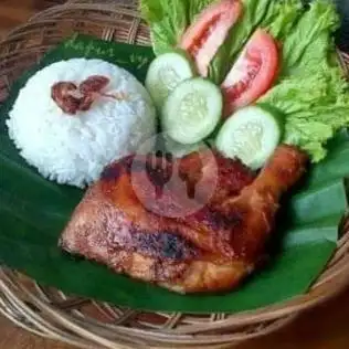 Gambar Makanan Pecel Lele Artomoro, Gang Langgar 2