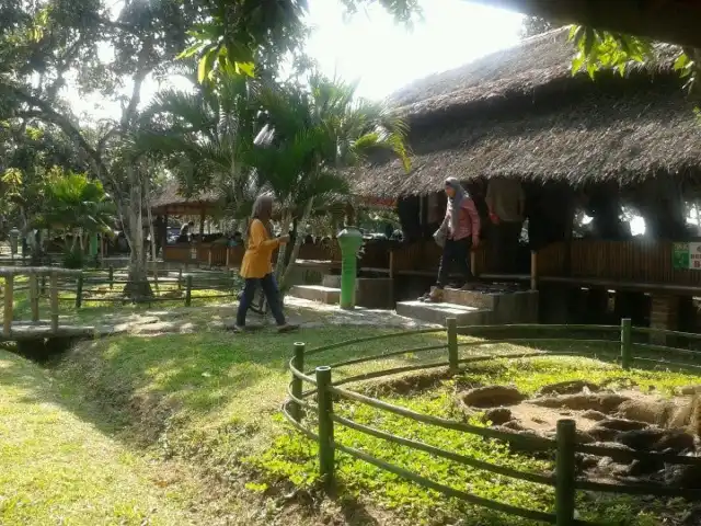 Gambar Makanan Warung Tengah Sawah (WTS) Bu Ruslani 10