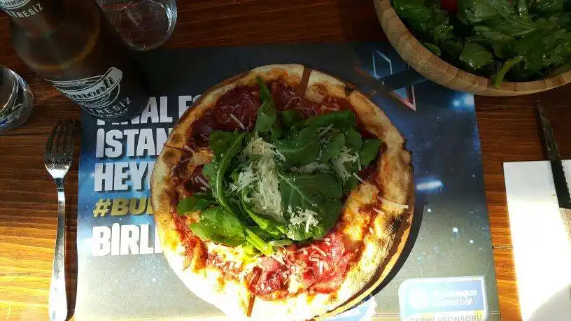 Pizza İl Forno'nin yemek ve ambiyans fotoğrafları 20