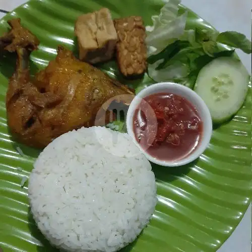 Gambar Makanan Nasi Goreng Dan Lalapan Fahmi, Denpasar 10