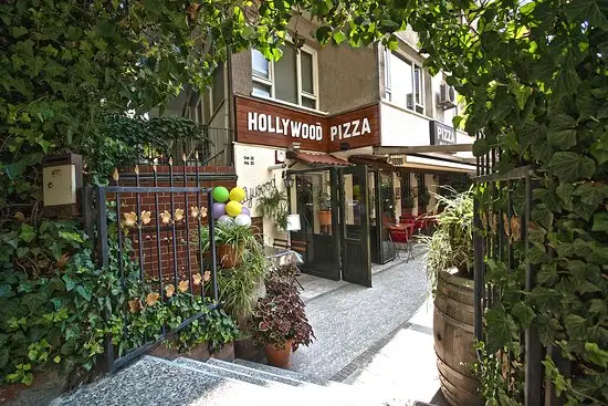 Hollywood Pizza'nin yemek ve ambiyans fotoğrafları 1